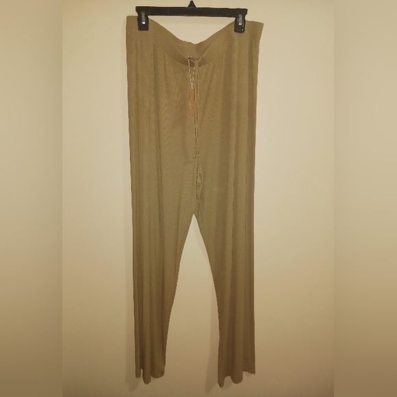 SKIMS Cotton Jersey Tan Pants - Picture 4 of 5